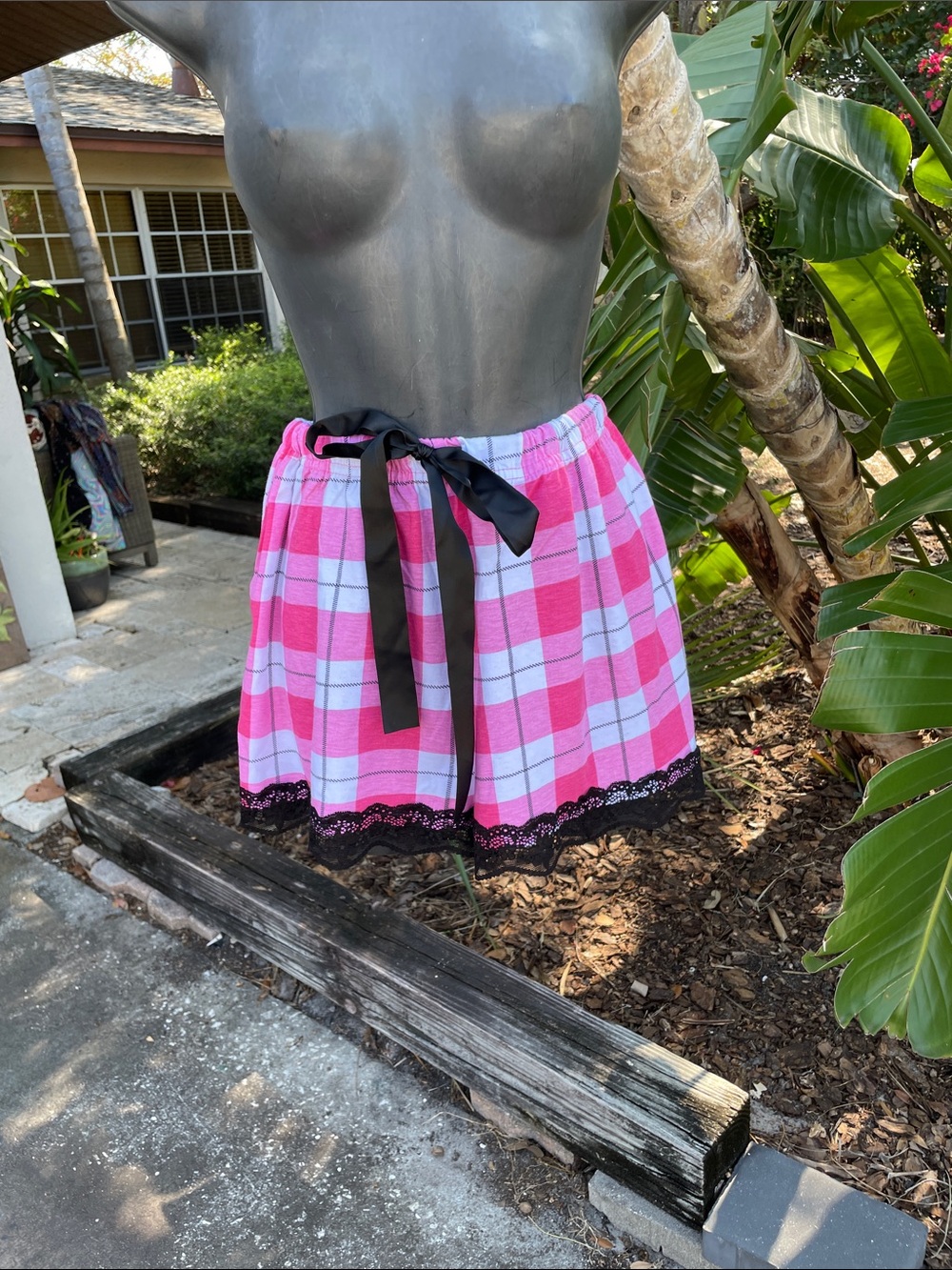pink plaid lace trim, short shorts